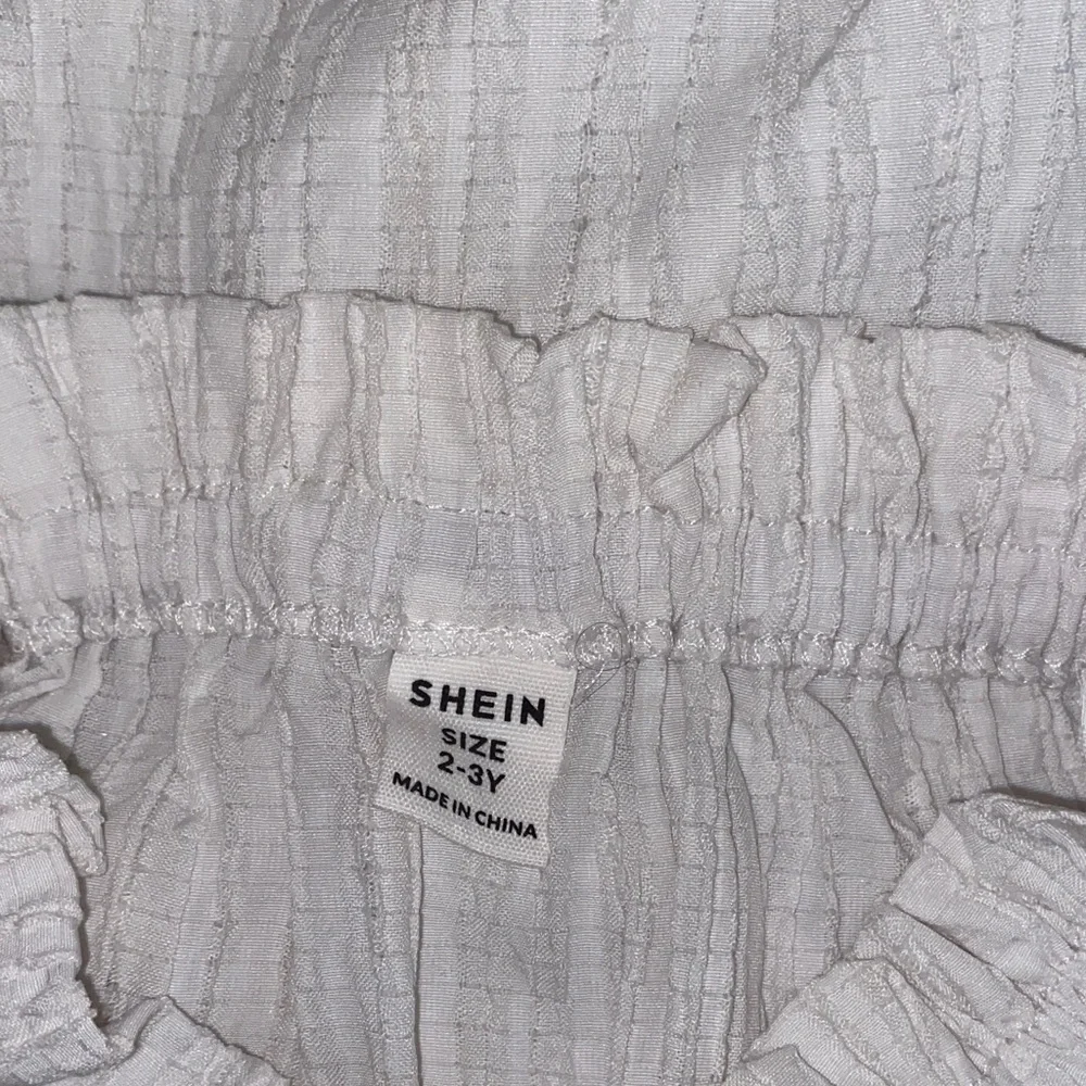 SHEIN • Ruffled • Matching Set - Picture 2 of 2